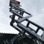 Фото 15 - Ножничный подъемник с электроподъемом и аккумулятором QX-050-090 DC/AC OXLIFT 500 кг 9 м.