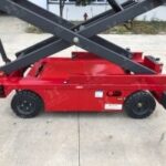 Фото 23 - Самоходный Ножничный Подъемник QZ-030-130 OXLIFT 300 кг 13 м.