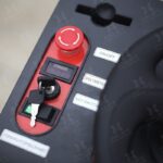 Фото 14 - Самоходный Ножничный Подъемник QZ-030-075 WD OXLIFT 300 кг 7,5 м.