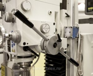 Фото 26 - Фрезерно-сверлильный станок STALEX BF50PF.